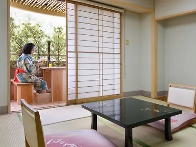 Hanayuzuki Ματσουγιάμα 3*,  Ιαπωνία