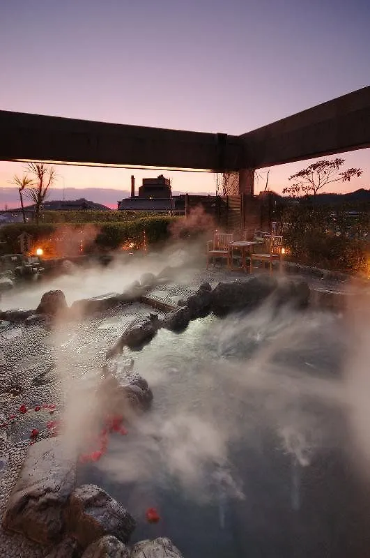 Hanayuzuki Matsuyama  Japan